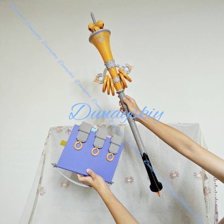 لعبة Zenless Zone Zero Lucia C - مراجعة Cosplay Prop Book وسعره