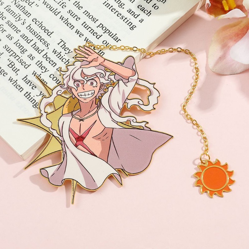 فاصل كتب معدني بتصميم شخصية رو - مراجعة Cosplay Prop Book وسعره